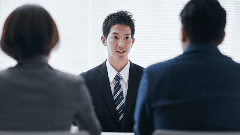 Should I Work in College? How to Decide What’s Right for You